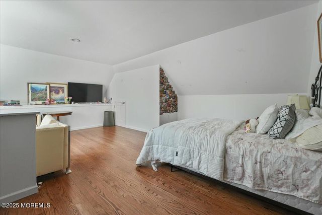 2 Warrenton Lane, Colts Neck, NJ 07722