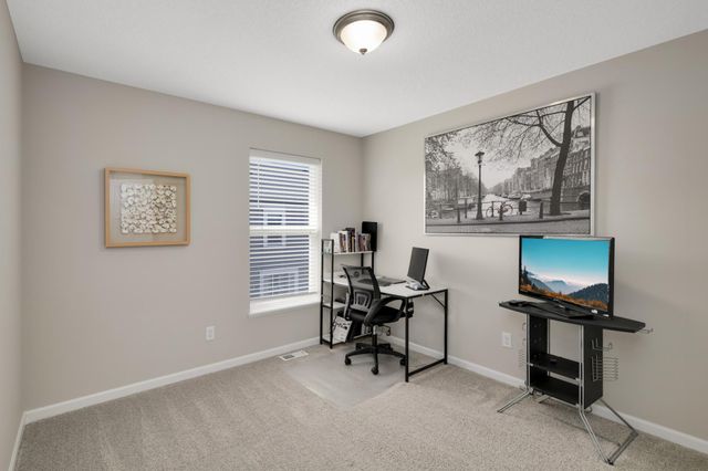 7672 Cruise Way, Inver Grove Heights, MN 55076
