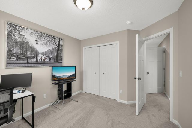 7672 Cruise Way, Inver Grove Heights, MN 55076