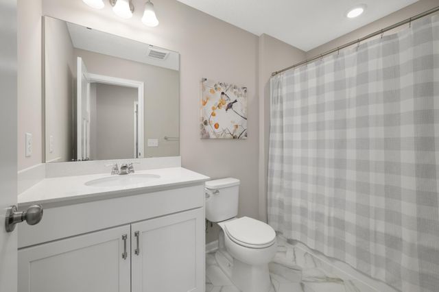 7672 Cruise Way, Inver Grove Heights, MN 55076
