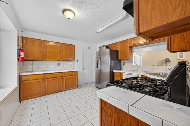 6202 Quiet Village Court, Houston, TX 77053