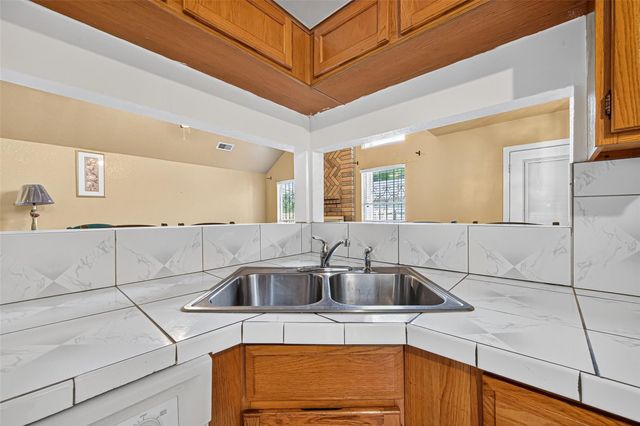 6202 Quiet Village Court, Houston, TX 77053