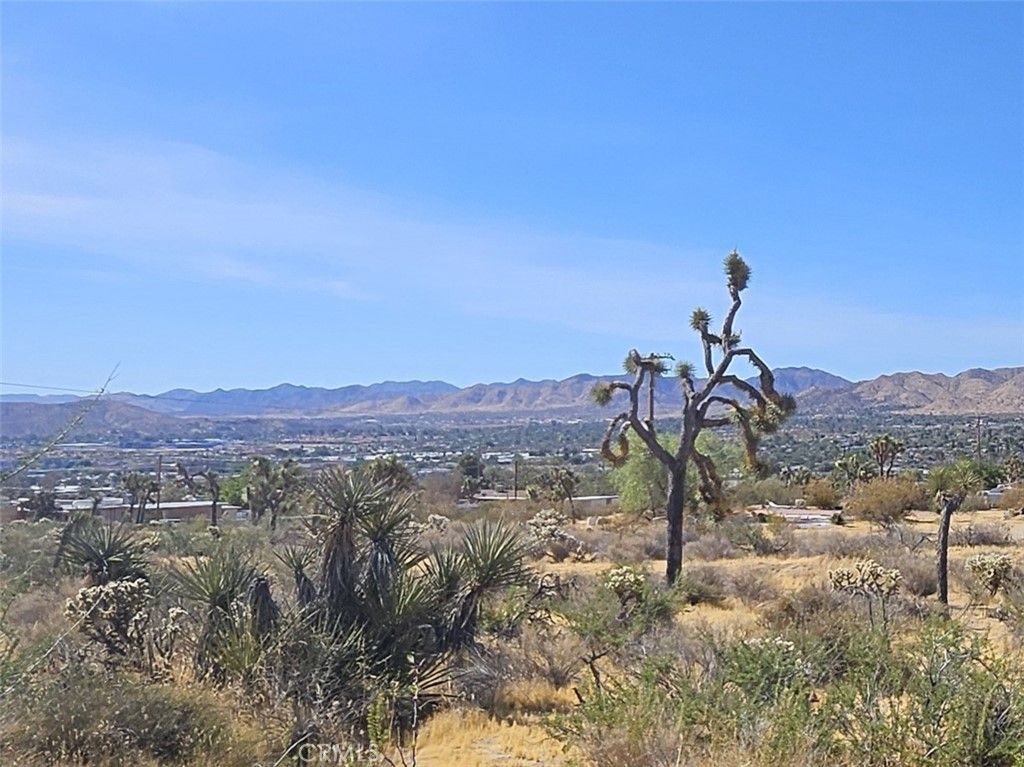 1 Sunnyslope Drive, Yucca Valley, CA 92284