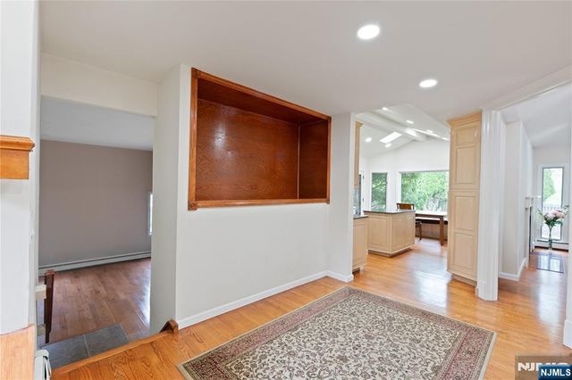 530A Hughes Street, Northvale, NJ 07647
