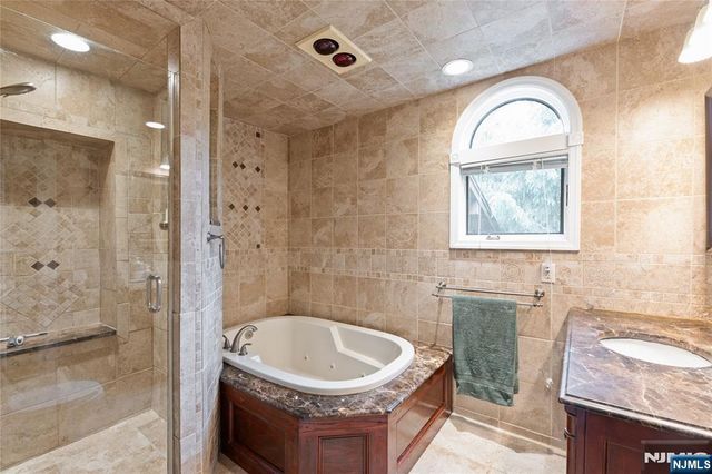 530A Hughes Street, Northvale, NJ 07647