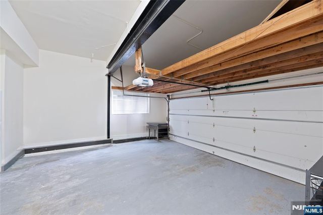 530A Hughes Street, Northvale, NJ 07647