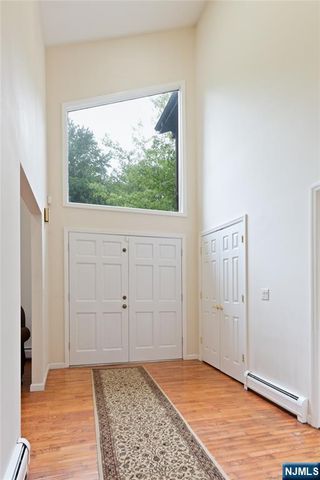 530A Hughes Street, Northvale, NJ 07647