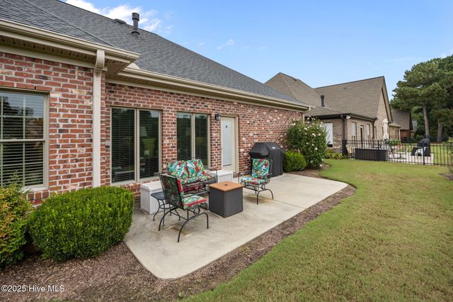 3705 Prestwick Place, Greenville, NC 27834