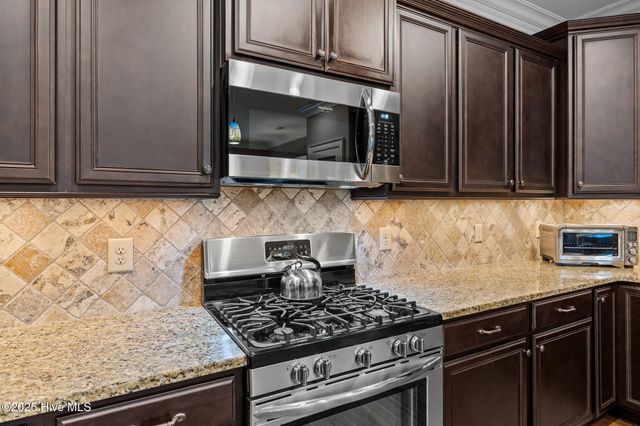 3705 Prestwick Place, Greenville, NC 27834