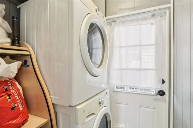 16079 Yarnell C27, Sylmar, CA 91342