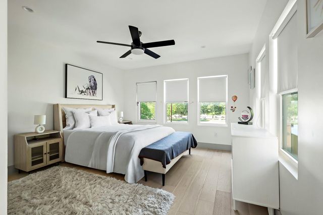 1008 Willow ST, Austin, TX 78702