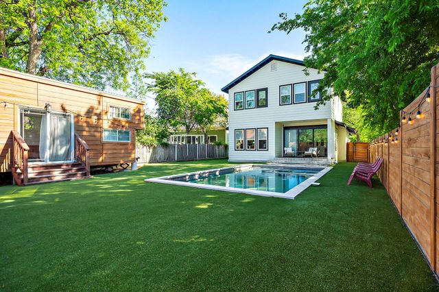 1008 Willow ST, Austin, TX 78702