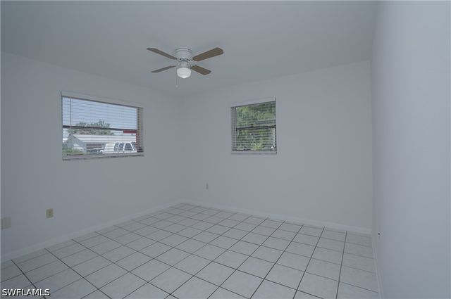 1193 S Alhambra CIR, Naples, FL 34103