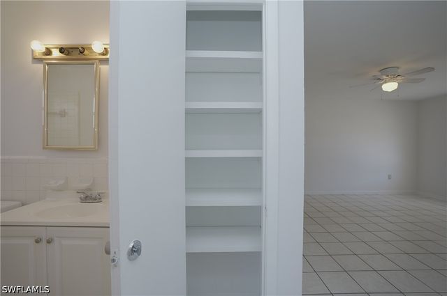 1193 S Alhambra CIR, Naples, FL 34103