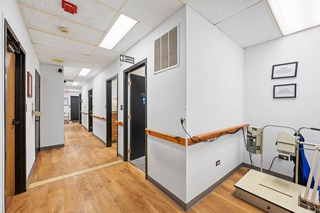 10547 S Ewing Avenue, Chicago, IL 60617