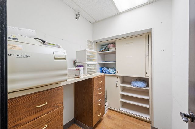 10547 S Ewing Avenue, Chicago, IL 60617