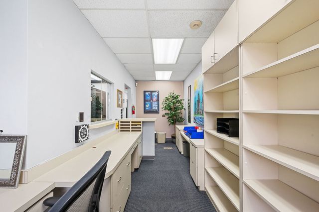 10547 S Ewing Avenue, Chicago, IL 60617