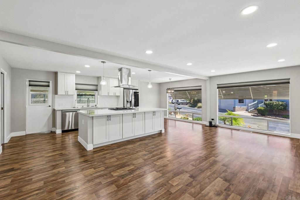 3358 Don Diablo Dr, Carlsbad, CA 92010 — exterior