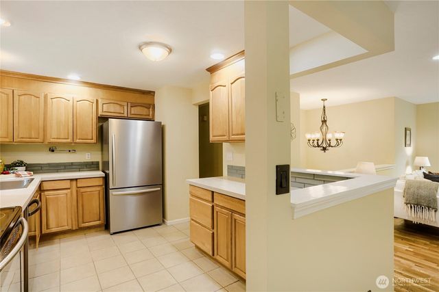 8451 NE 137th Street, Kirkland, WA 98034