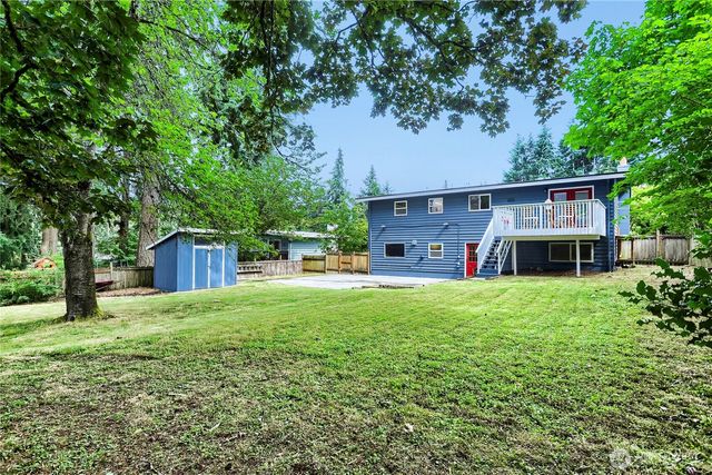 8451 NE 137th Street, Kirkland, WA 98034