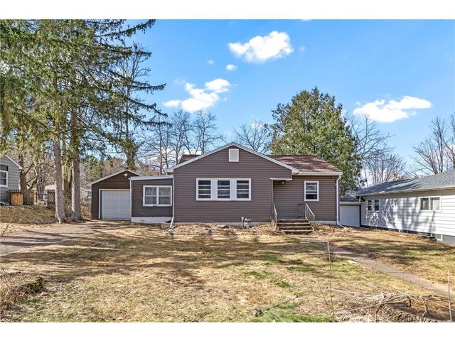 728 2nd Street, Altoona, WI 54720
