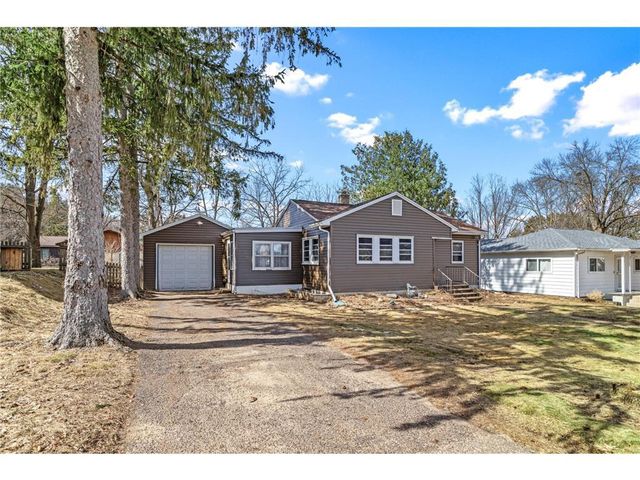 728 2nd Street, Altoona, WI 54720