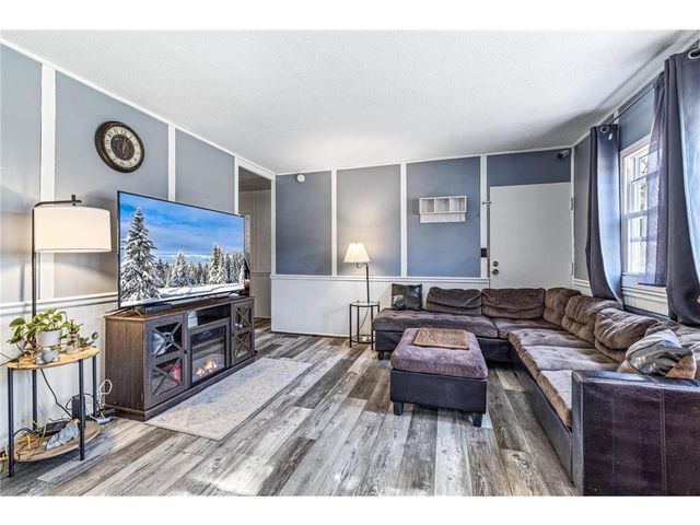 728 2nd Street, Altoona, WI 54720