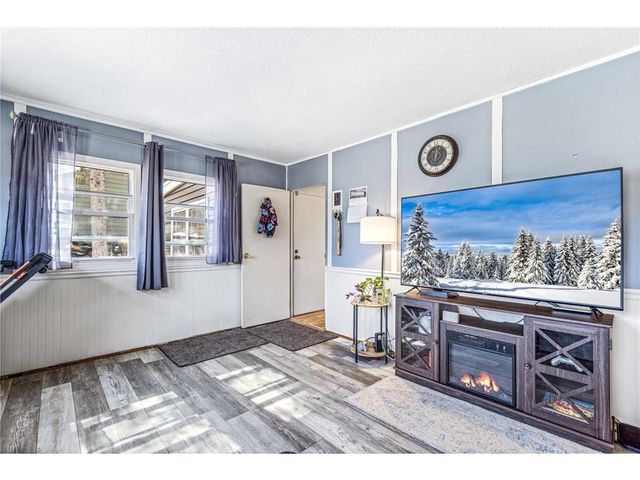 728 2nd Street, Altoona, WI 54720