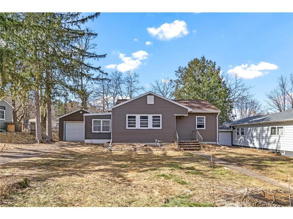 728 2nd Street, Altoona, WI 54720