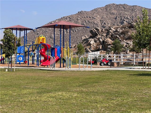 31381 Linden Flower Road, Winchester, CA 92596