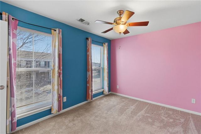 8154 N Oakley Avenue, Kansas City, MO 64119