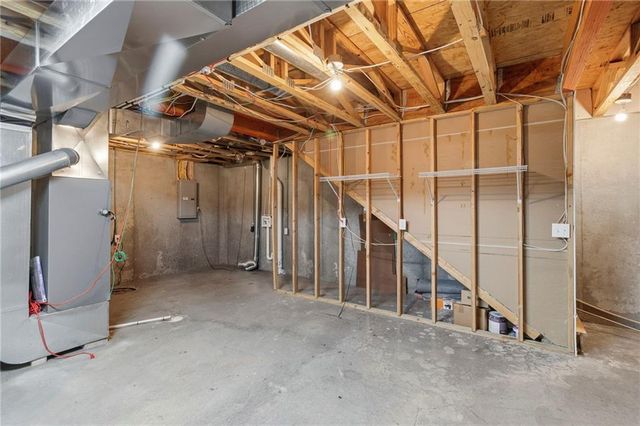 8154 N Oakley Avenue, Kansas City, MO 64119