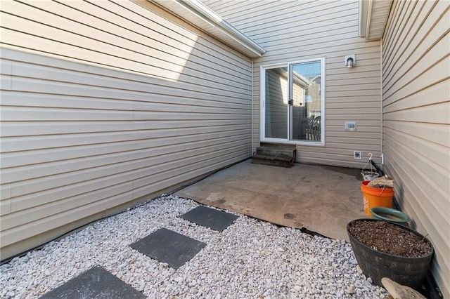 8154 N Oakley Avenue, Kansas City, MO 64119