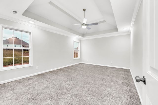 2700 Brewster Dr, Clarksville, TN 37042