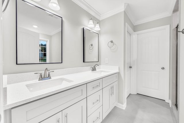 2700 Brewster Dr, Clarksville, TN 37042