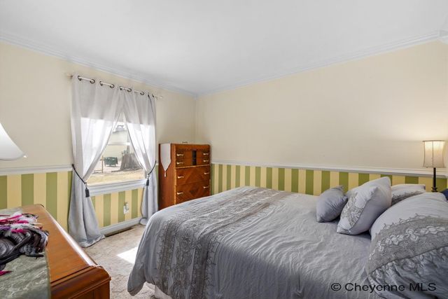 3513 HOLMES ST, Cheyenne, WY 82001