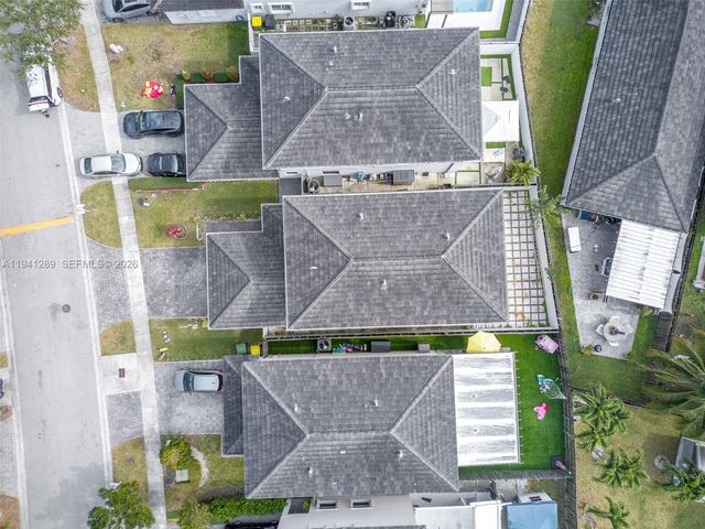 3136 SE 2nd Dr, Homestead, FL 33033