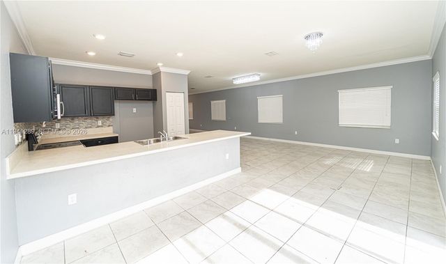 3136 SE 2nd Dr, Homestead, FL 33033