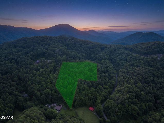 2405 Deep Spring Lane, Sevierville, TN 37862