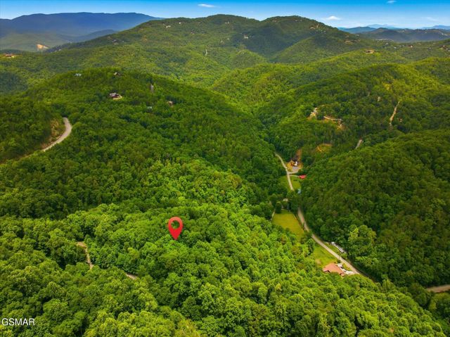 2405 Deep Spring Lane, Sevierville, TN 37862