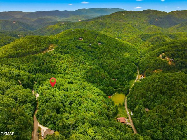 2405 Deep Spring Lane, Sevierville, TN 37862