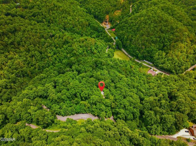 2405 Deep Spring Lane, Sevierville, TN 37862