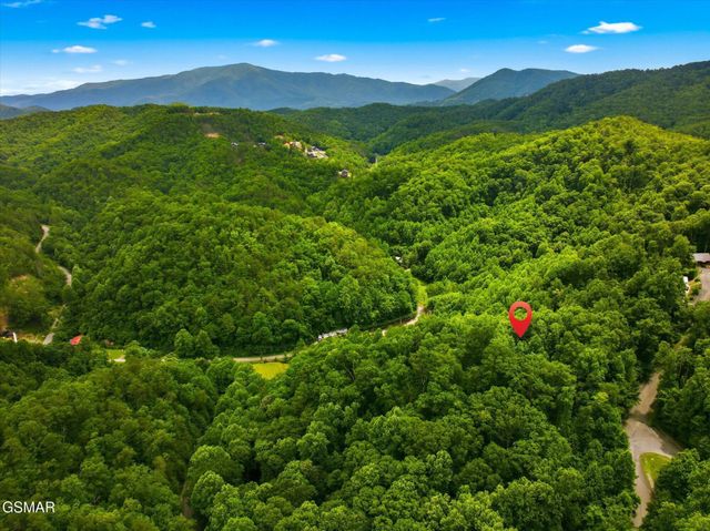 2405 Deep Spring Lane, Sevierville, TN 37862