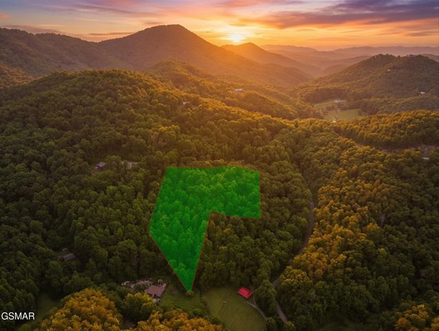 2405 Deep Spring Lane, Sevierville, TN 37862