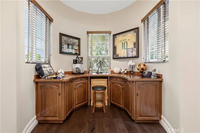 26801 Van Gogh Lane, Valencia, CA 91355