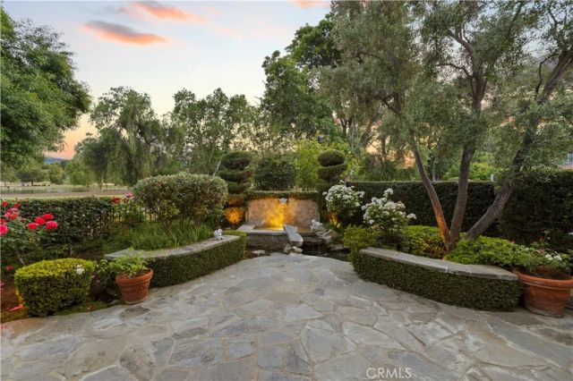 26801 Van Gogh Lane, Valencia, CA 91355