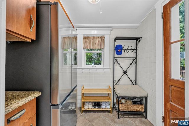 580 Wyckoff Avenue, Mahwah, NJ 07430
