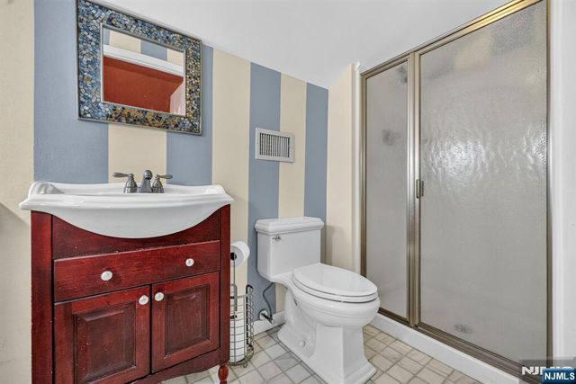 580 Wyckoff Avenue, Mahwah, NJ 07430