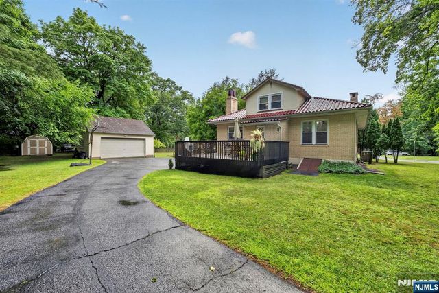 580 Wyckoff Avenue, Mahwah, NJ 07430