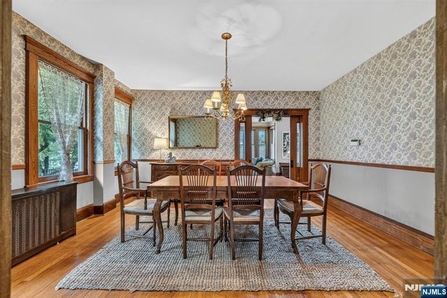580 Wyckoff Avenue, Mahwah, NJ 07430